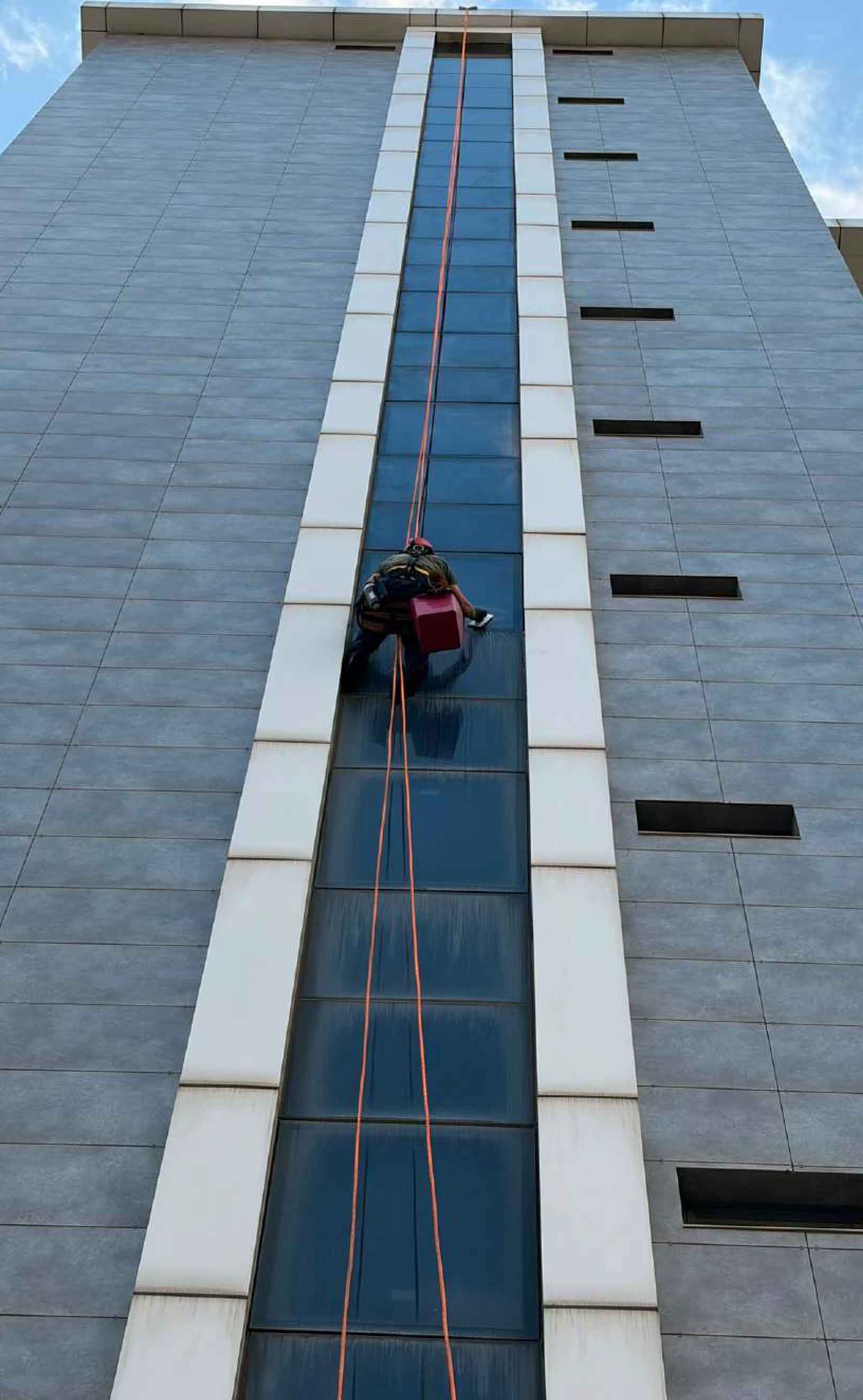 SKYPURE — AVD Plaza Küçükyalı